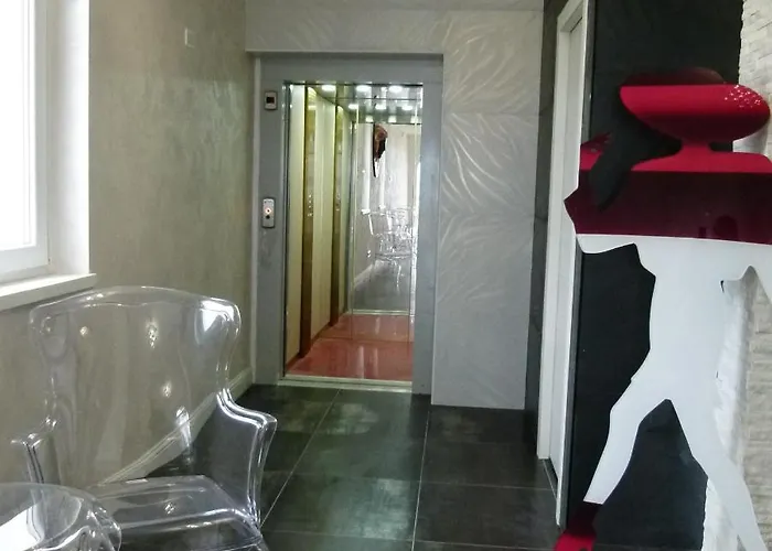 Boutique Bel Sito Wellness & Private Готель Бардоліно