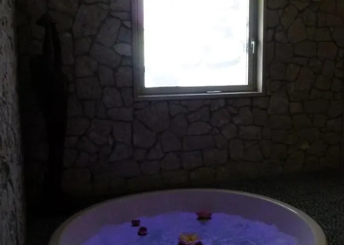 Boutique Bel Sito Wellness & Private Готель 3*